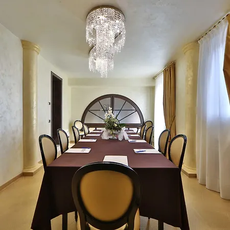 Western Premier Milano Palace 4* Modène