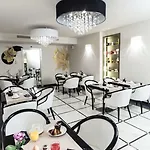 Hotel Western Premier Milano Palace 4*