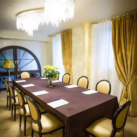 Hotel Western Premier Milano Palace 4*