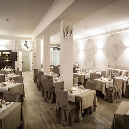 精品米兰皇宫贝斯特韦斯特酒店 酒店 4*