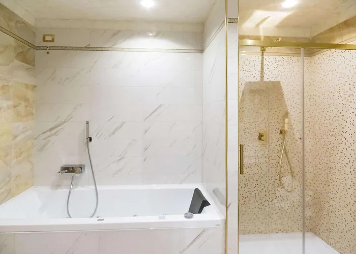 Western Premier Milano Palace 4* مودينا