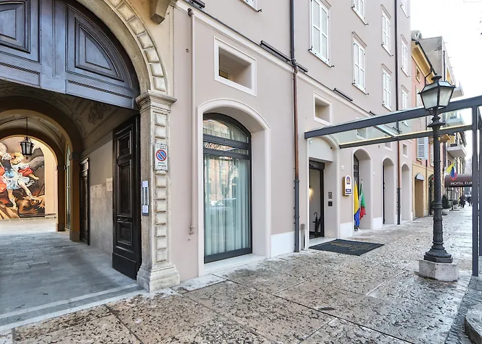 Western Premier Milano Palace فندق 4*